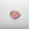 Dieser Edelstein ist ein rosa milchig Rosen Quarz, in cabochon tropfen form.